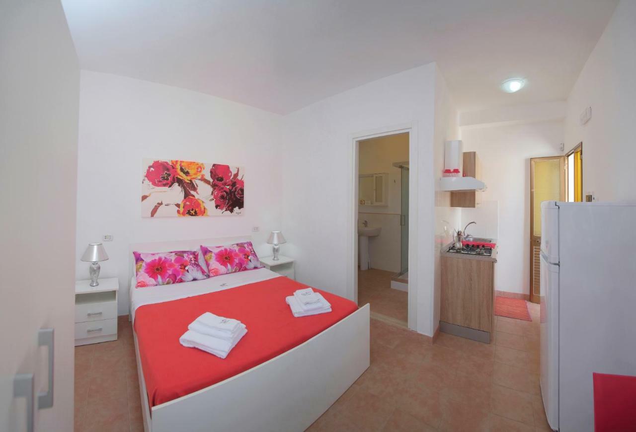 Eolo Casa Vacanze Torre Lapillo Exteriér fotografie